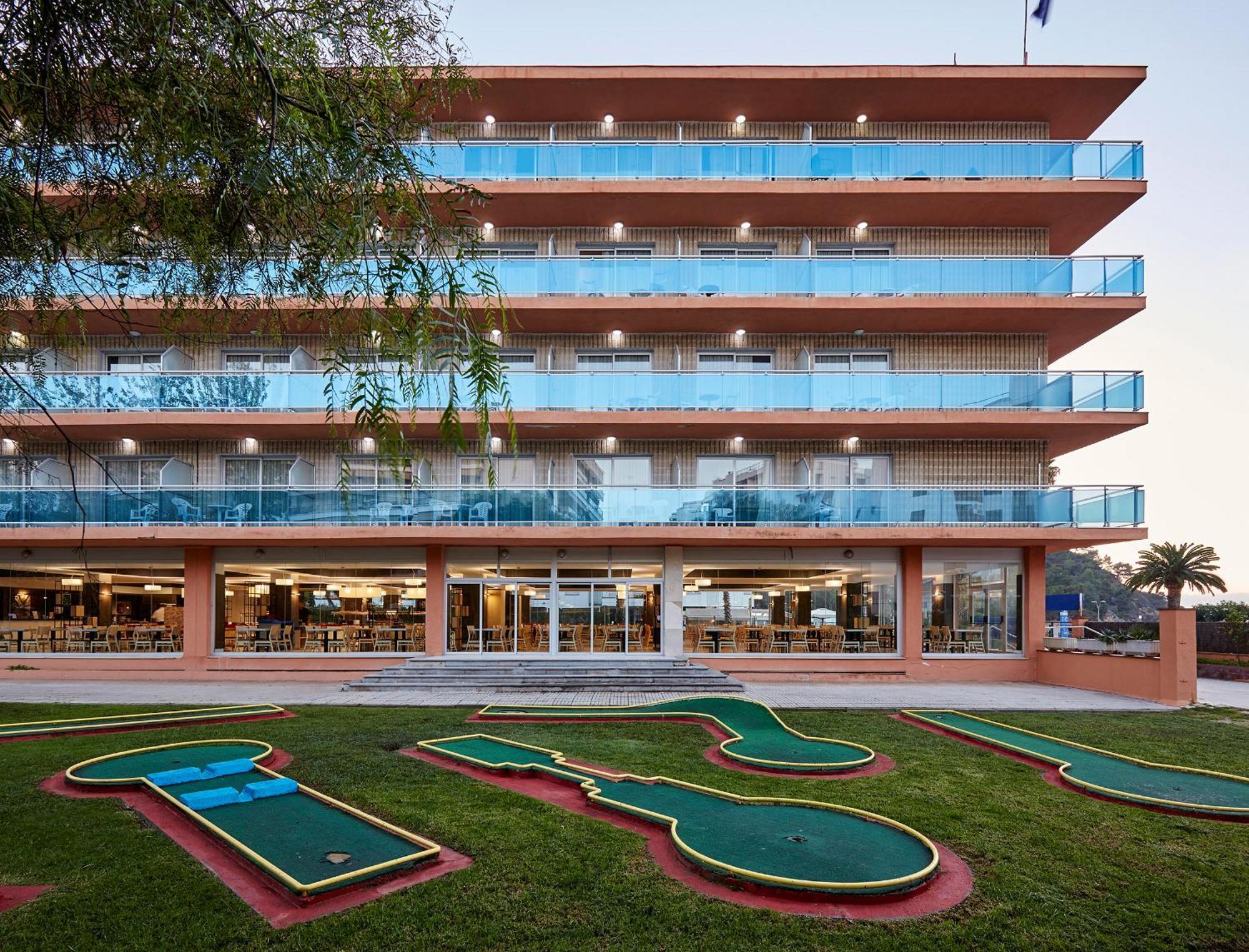 Hotel Surf Mar Lloret de Mar - new 2024 prices, reviews, book now